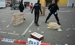 فرنسا تشهد عملاً إرهابياً و ماكرون يحذّرُ من التطرف